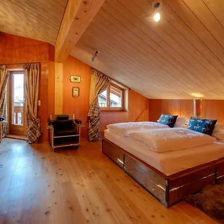 Penthouse In *